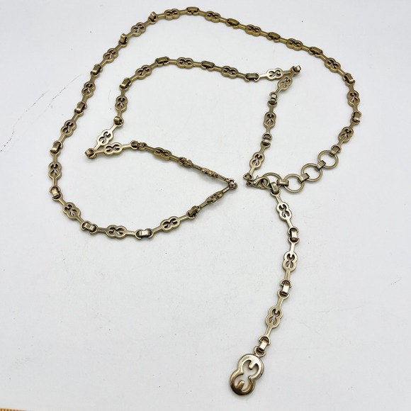 Accessories - Vintage Gold Chain Belt Adjustable Open Link Logo Drop Charm 43 inch Necklace